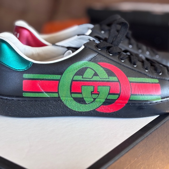 Gucci gym shoes - Picture 2 of 5